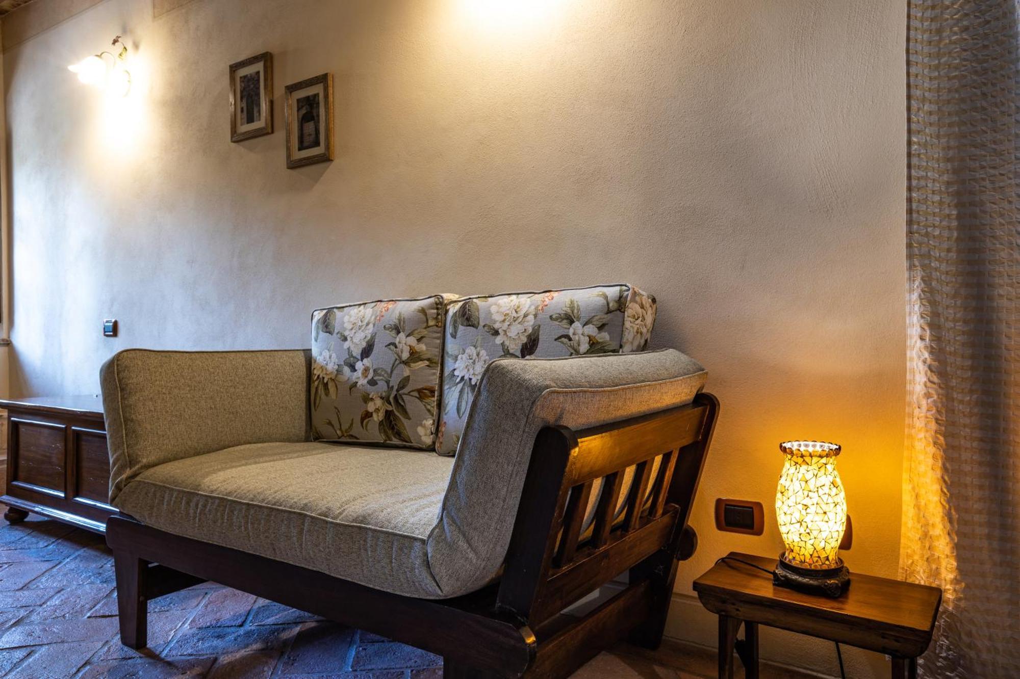 Willa La Terrazza Chianni Zewnętrze zdjęcie